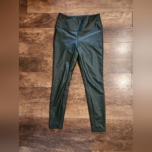 A new day dark hunter green leather faux leather leggings size small